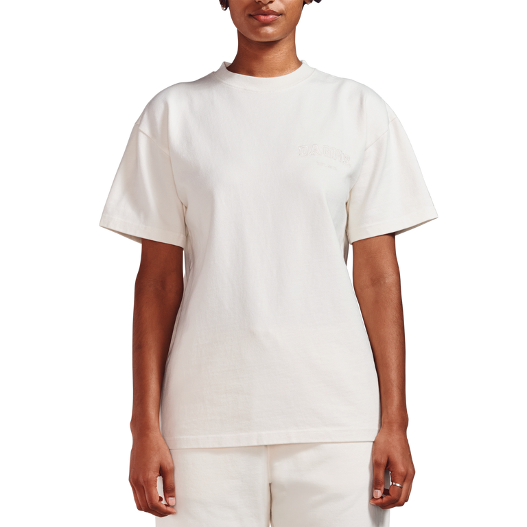 NoPDP - hover Varsha is 5’11 wearing a size XS t-shirt.