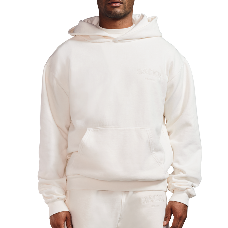 NoPDP - hover Jenry is 6'0 wearing a size M sweatshirt.