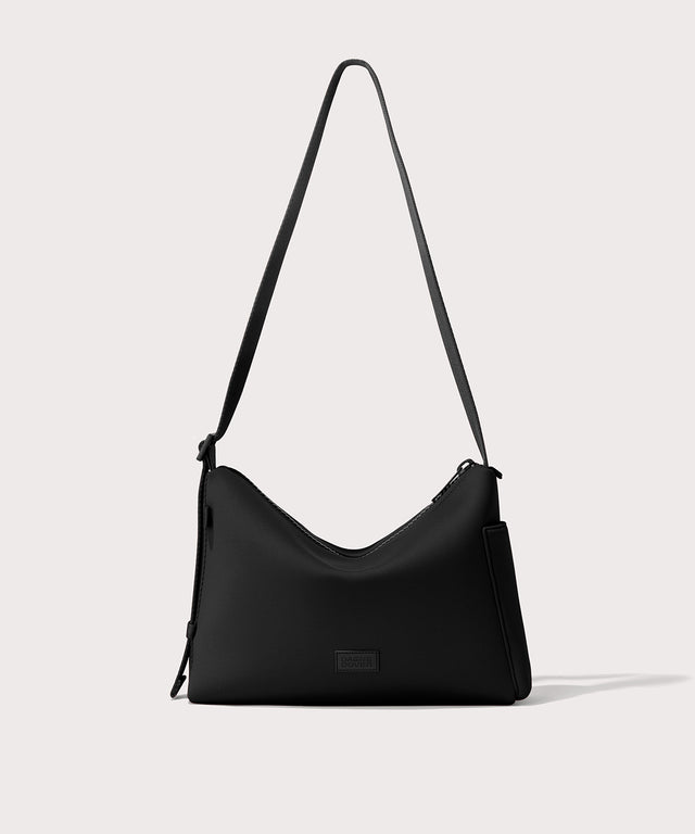 Shoulder bag in a black seen from the front view. 