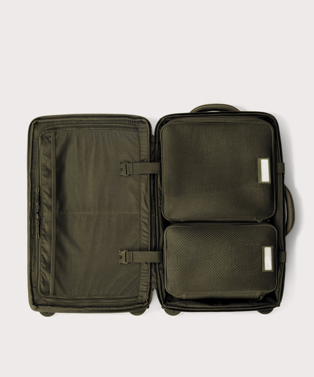 Caption: Extra medium, medium, and Small Roma in 28.5” Sydney