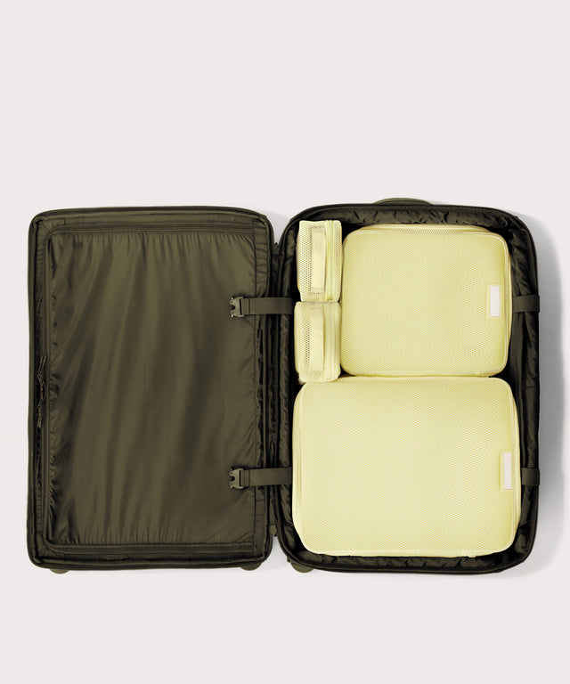 Caption: Extra extra large, extra large, and extra large Roma in 28.5” Sydney