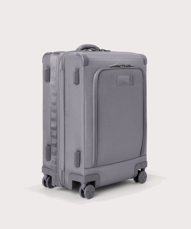 3/4 front view of Sydney checked rolling luggage 25