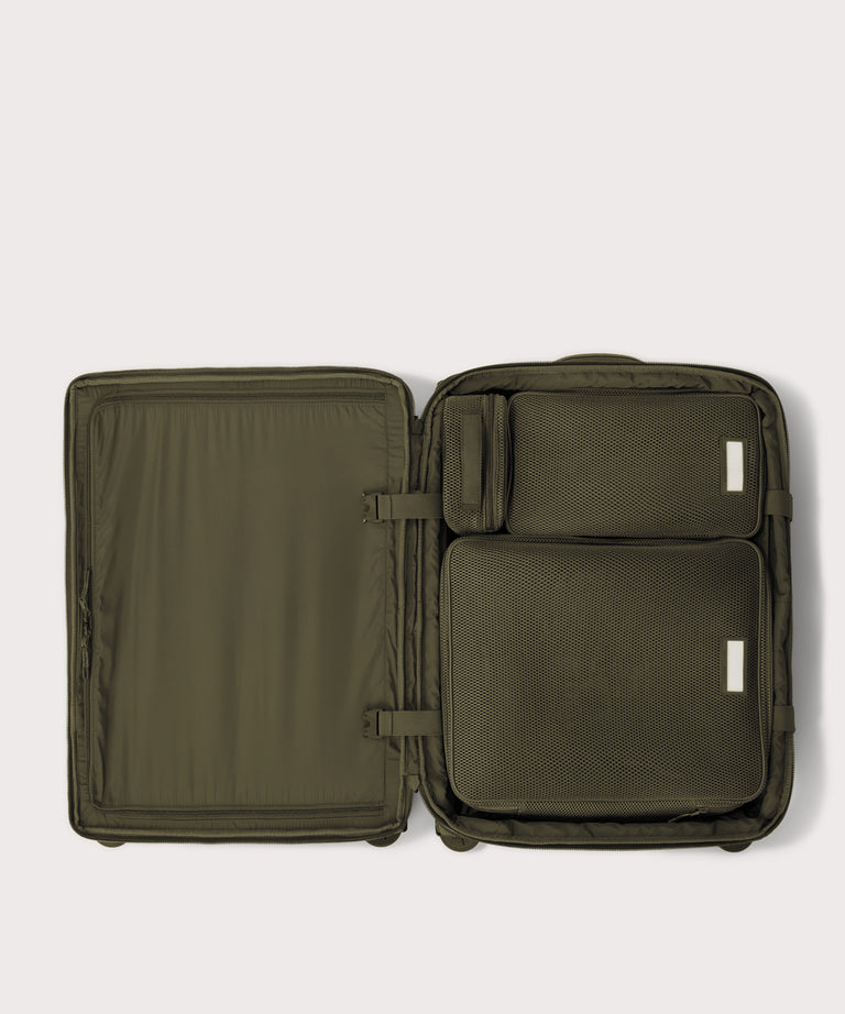 Caption: Extra extra large, extra large, and extra large Roma in 28.5” Sydney