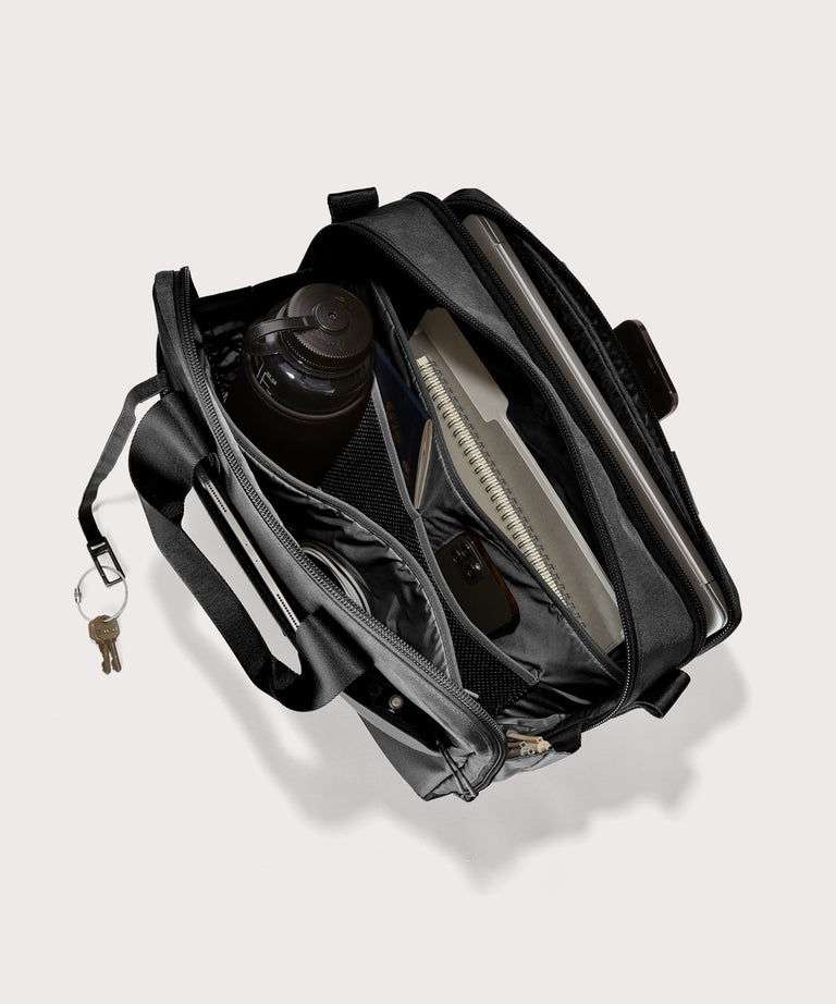 Berlin Travel Brief in Onyx