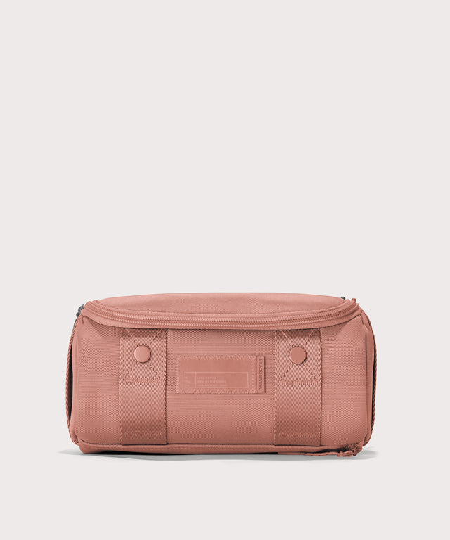 Seoul Dopp Kit in Warm Dust, Small
