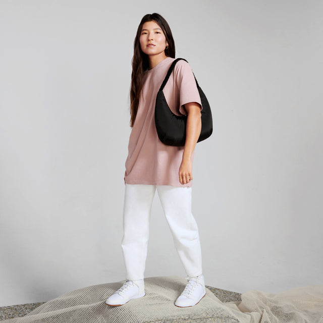 Model: Terumi is 5' 4